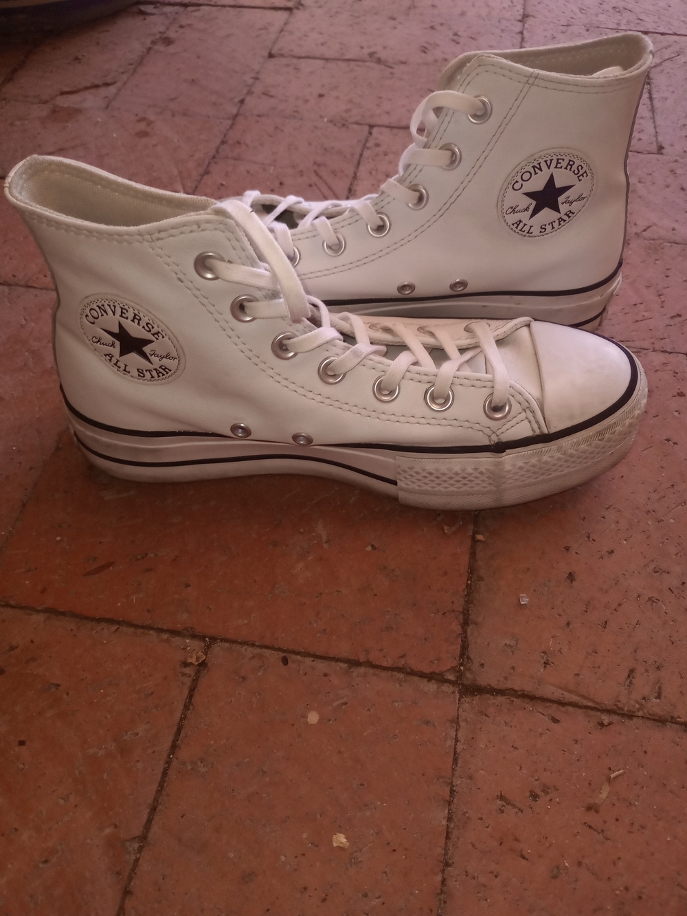White Leather Converse Chuck Taylors Platform Flatform Lace Up Athletic Shoes - Picture 6 of 6